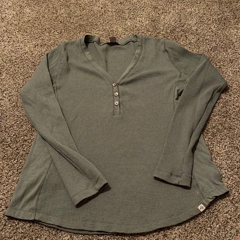 Eddie Bauer thermal waffle Henley